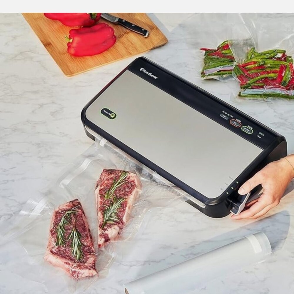 Share FoodSaver Vacuum Sealing System with Handheld Sealer Attachment